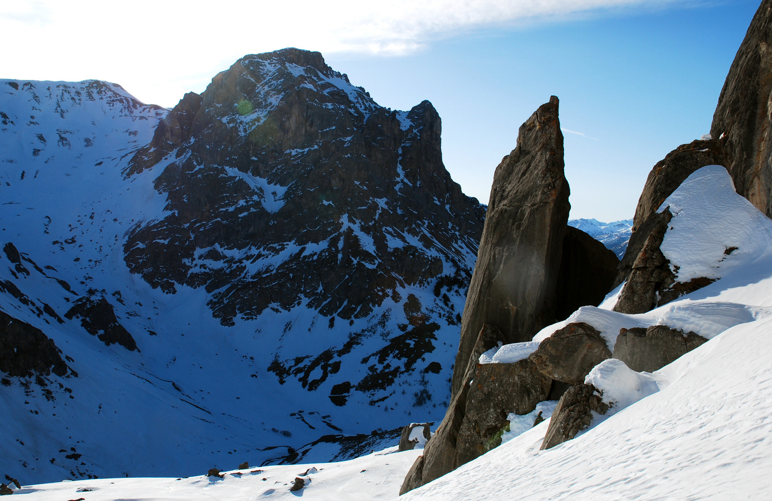 L'Aiguillette du Lauzet encore dans l'ombre