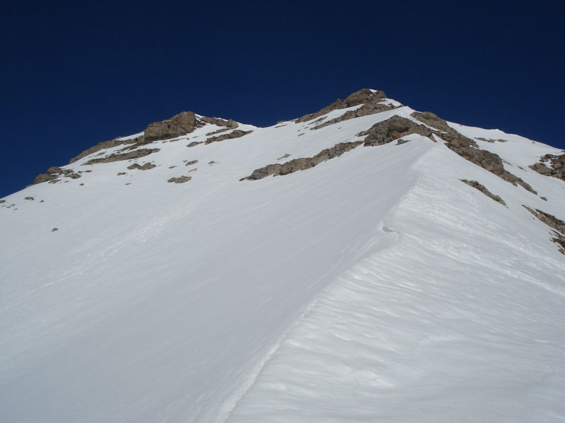 Vers le haut de la crête des Tourrettes