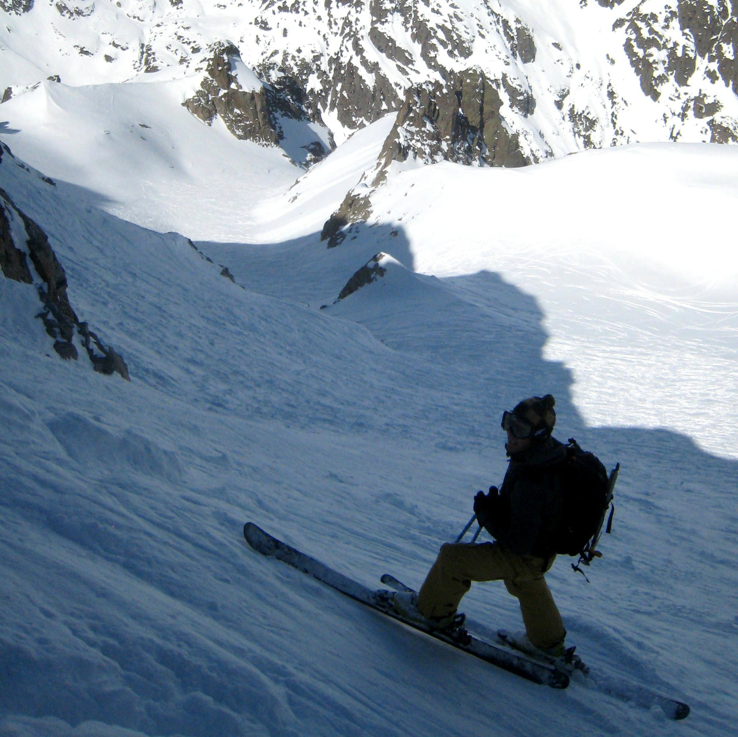 La suite... le Lavancheret par la jolie combe à gauche, ça passe aussi à droite sous le col de l'Encrenaz.