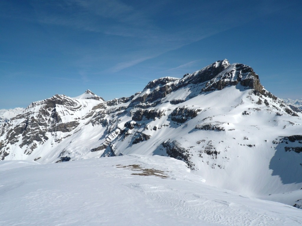 Le sommet des Diablerets et la Tête Ronde vus du Culan