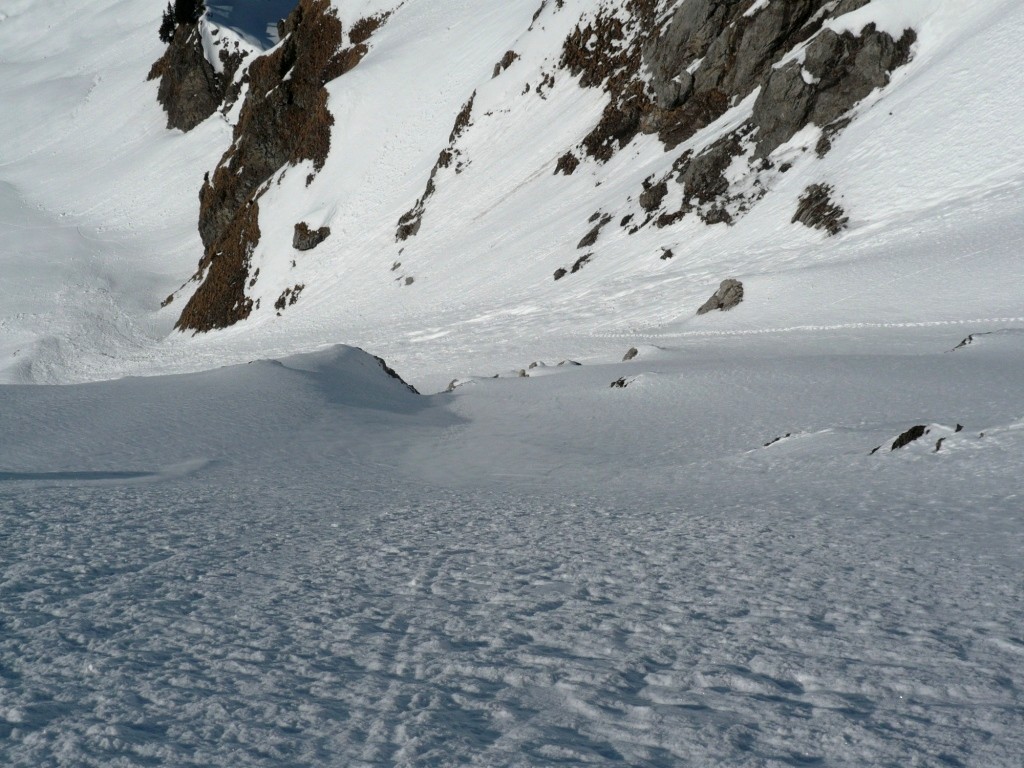 Encore de la belle poudreuse en bas de la face NW du Culan