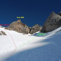 La bosse 2552 sur l'arête N du Culan et la séparation des itinéraires face N et face NW