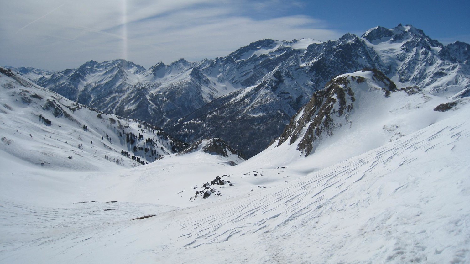 La descente du Col de l'Aiguillette, versant S
