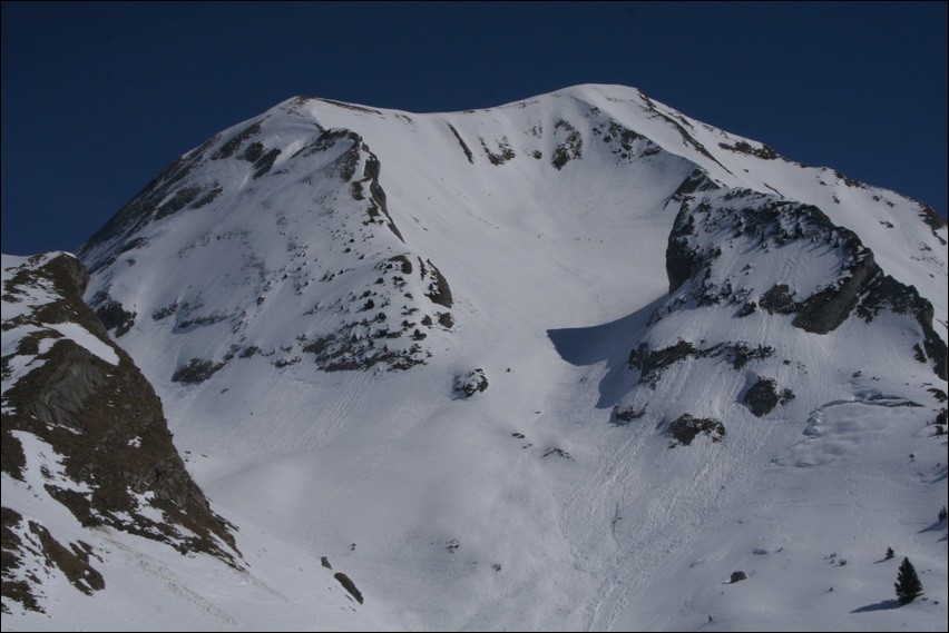Face W du Charvin, vue générale