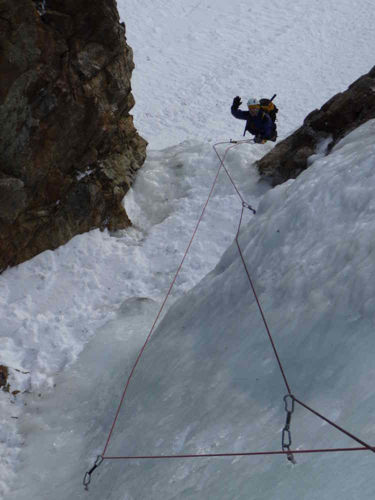 En haut, Jean Luc en termine du raide