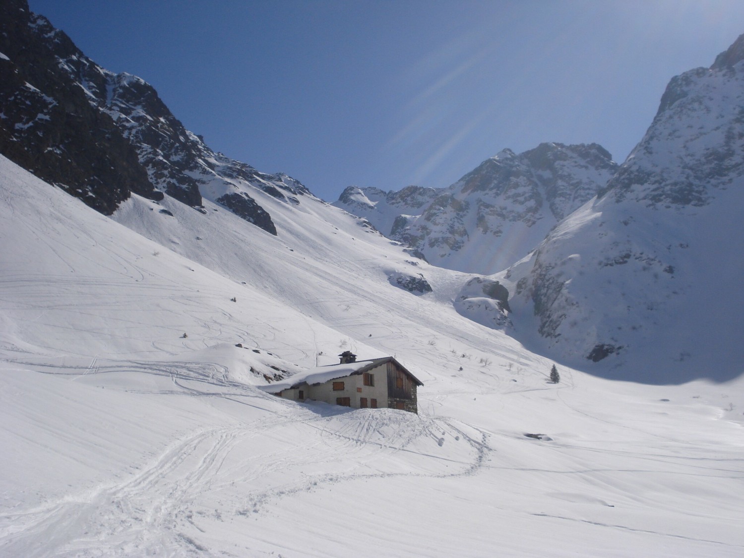 Refuge de Combe Madame, et Col de la Croix