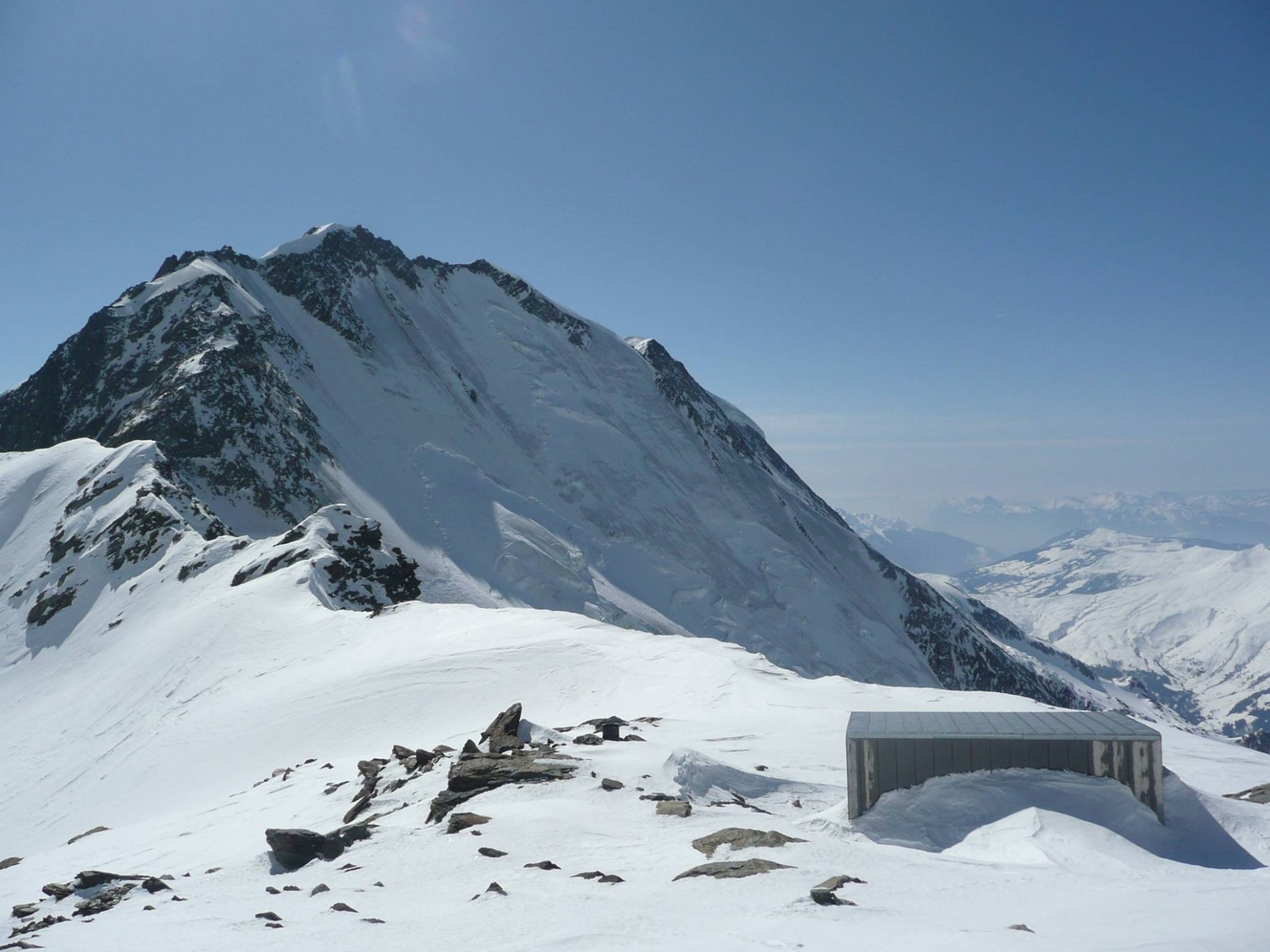 Le refuge Durier et les dômes de Miage