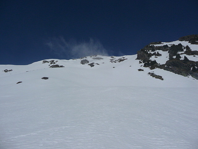 Montée à droite du sommet