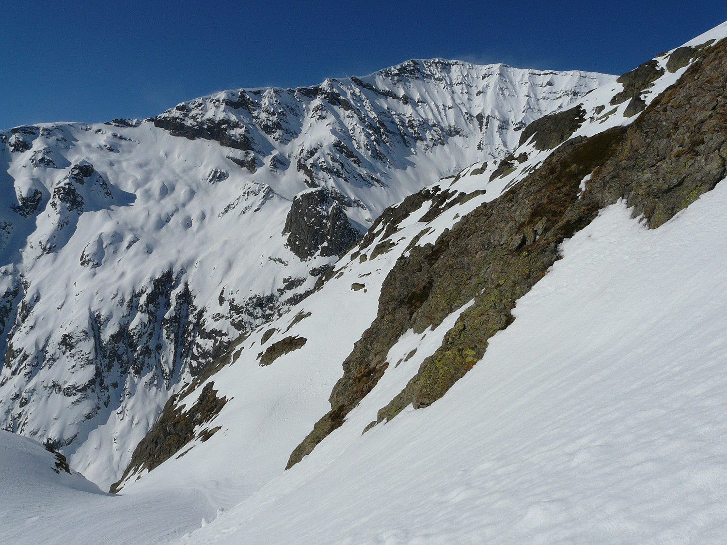Couloir SW de la pointe de la Terrasse, le Buet en arrière plan