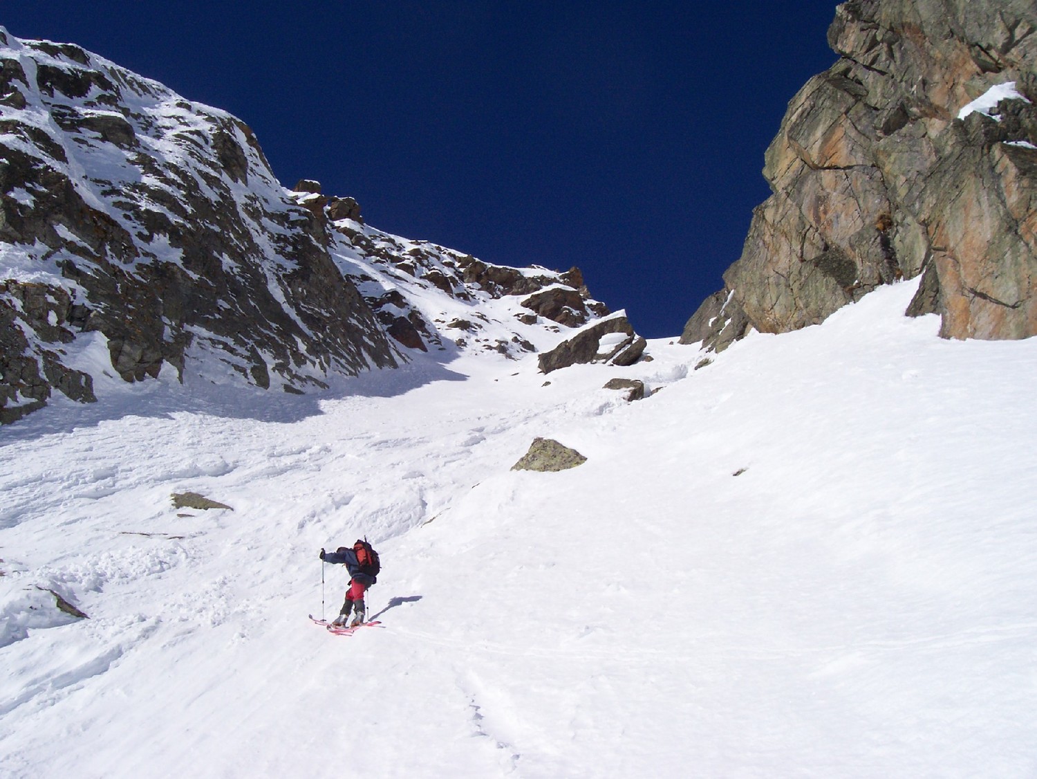 Alla base del canale