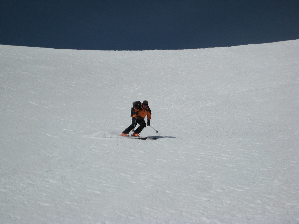 Neige légèrement décroûtée dans les pentes supérieures