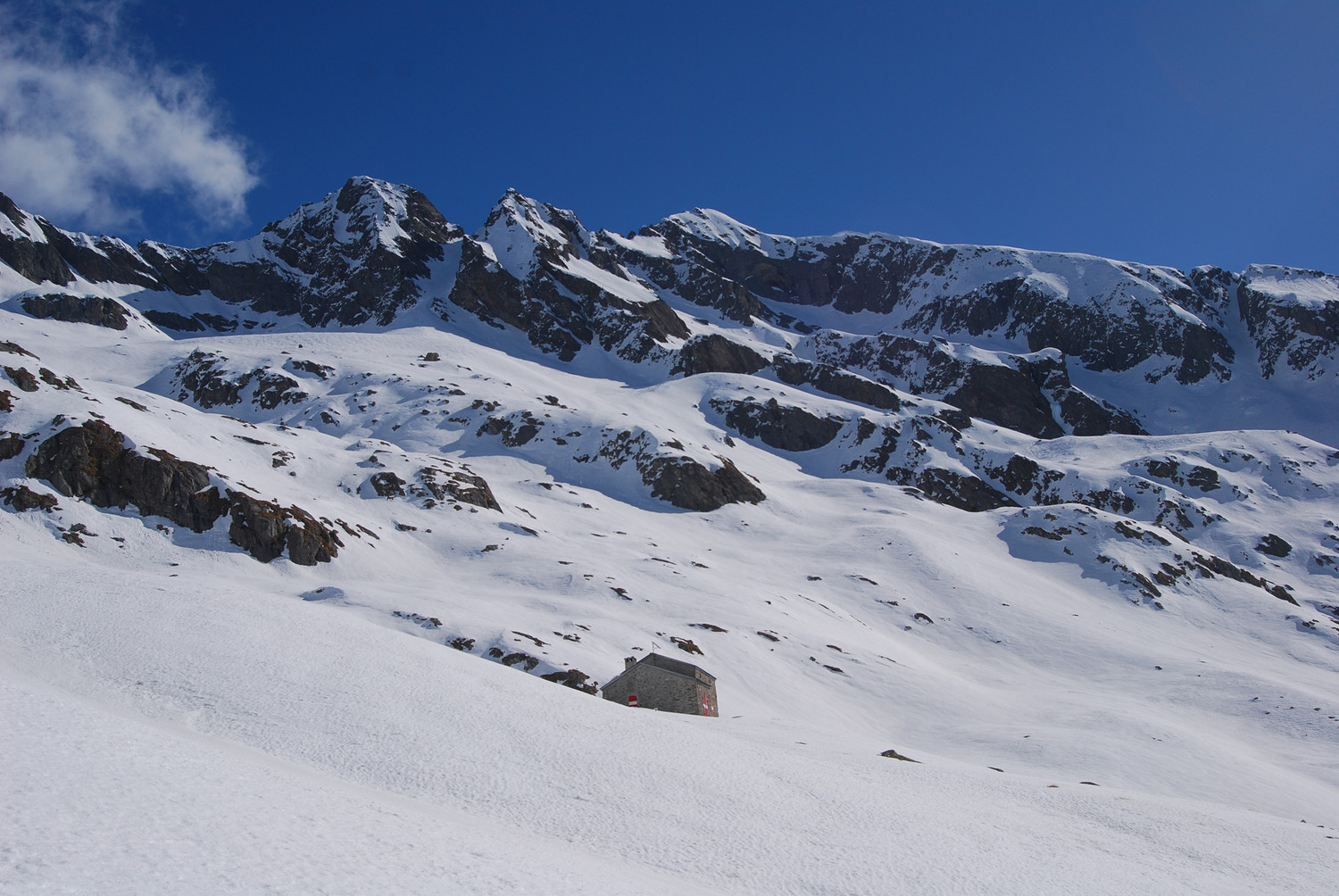 Il rifugio Alessandro Volta 2212 m