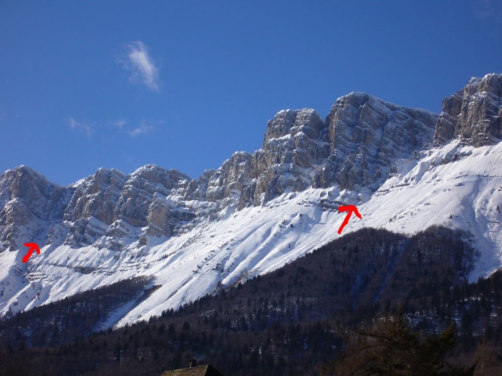 Rochers du Ranc traversier, à droite "la goulotte de l'arche", à gauche "Bienvenue chez les boucs"