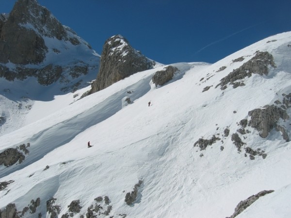 Salendo alla Cima Manstorna In prossimità del Passo di Canali.