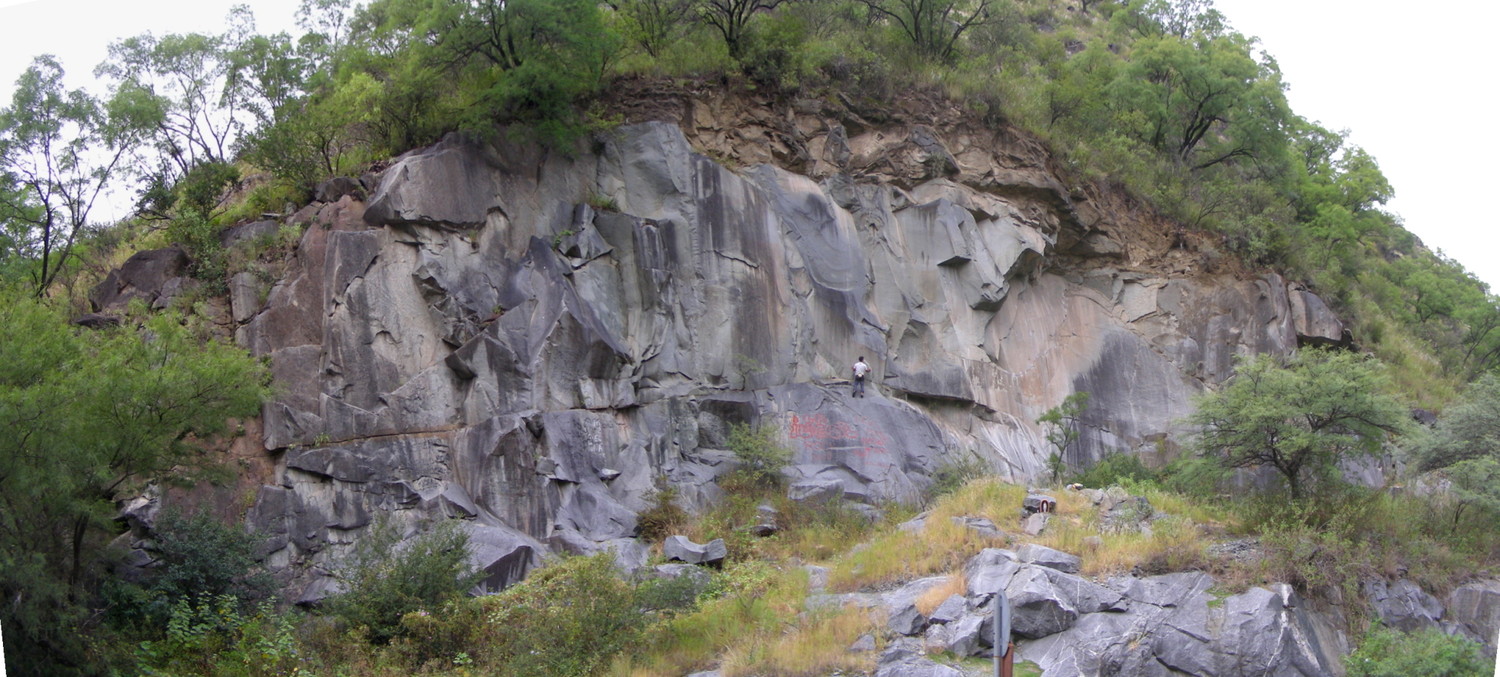 Panorama de la pared de El Horno (La Calera, Cordoba, Argentina)