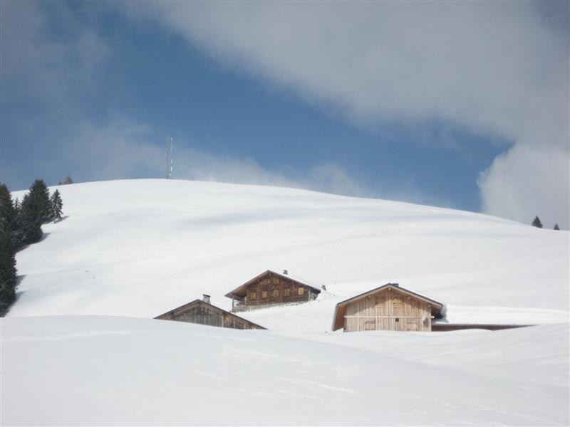 Pointe de Follys depuis chalets de l Essert