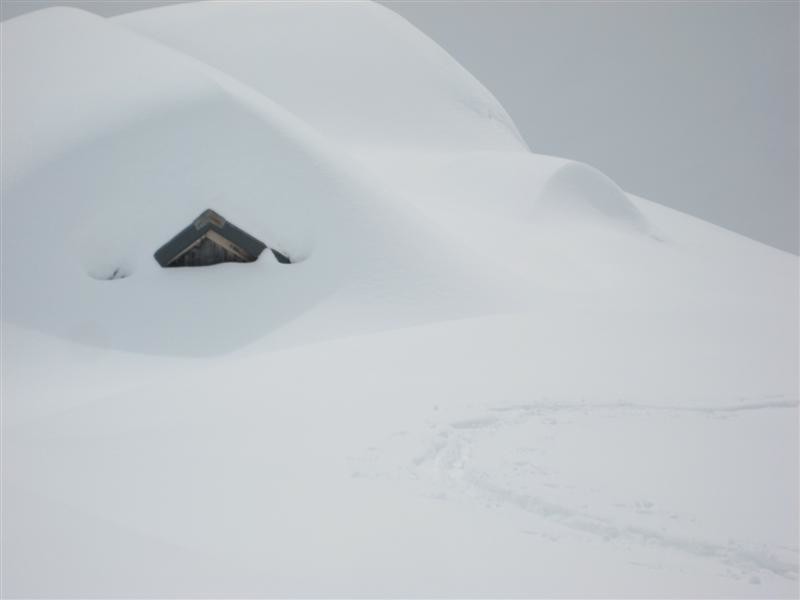 Les chalets d'Ardens sous la neige
