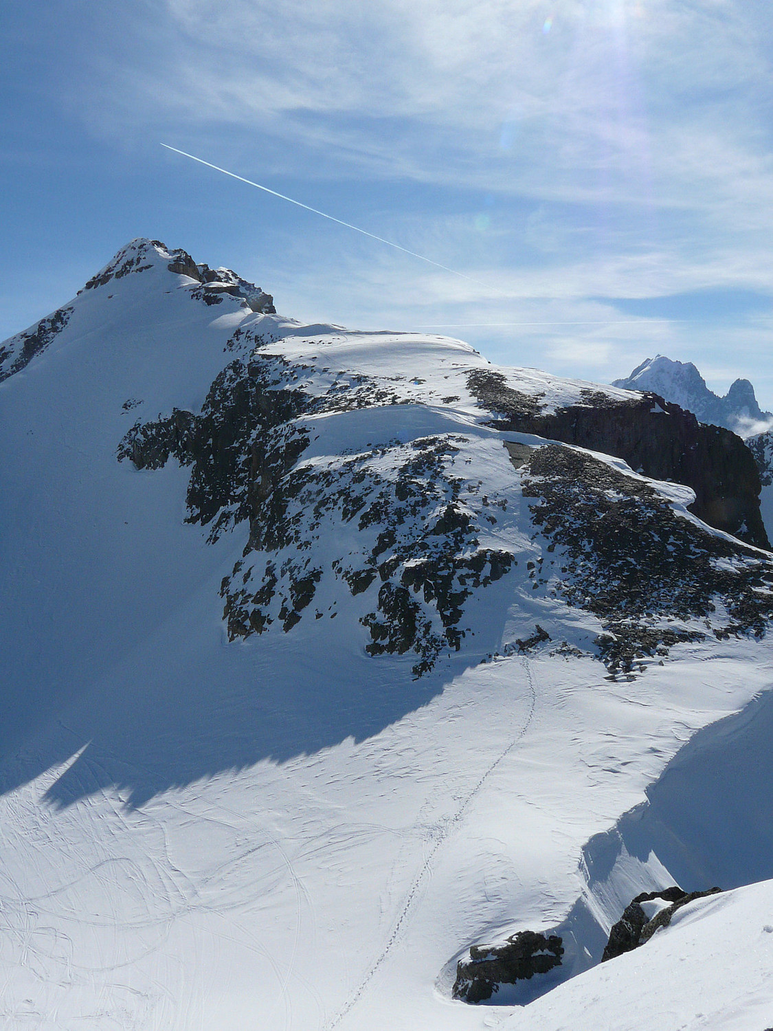 L'arête W menant à l'antécime de l'aiguille du Belvédère