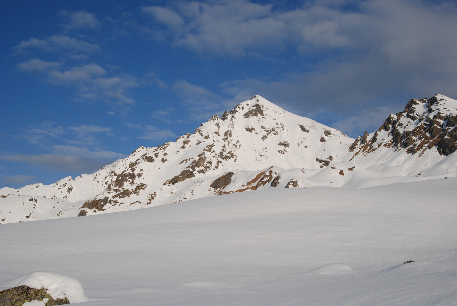 La Corna Mara 2807 m versante SE.