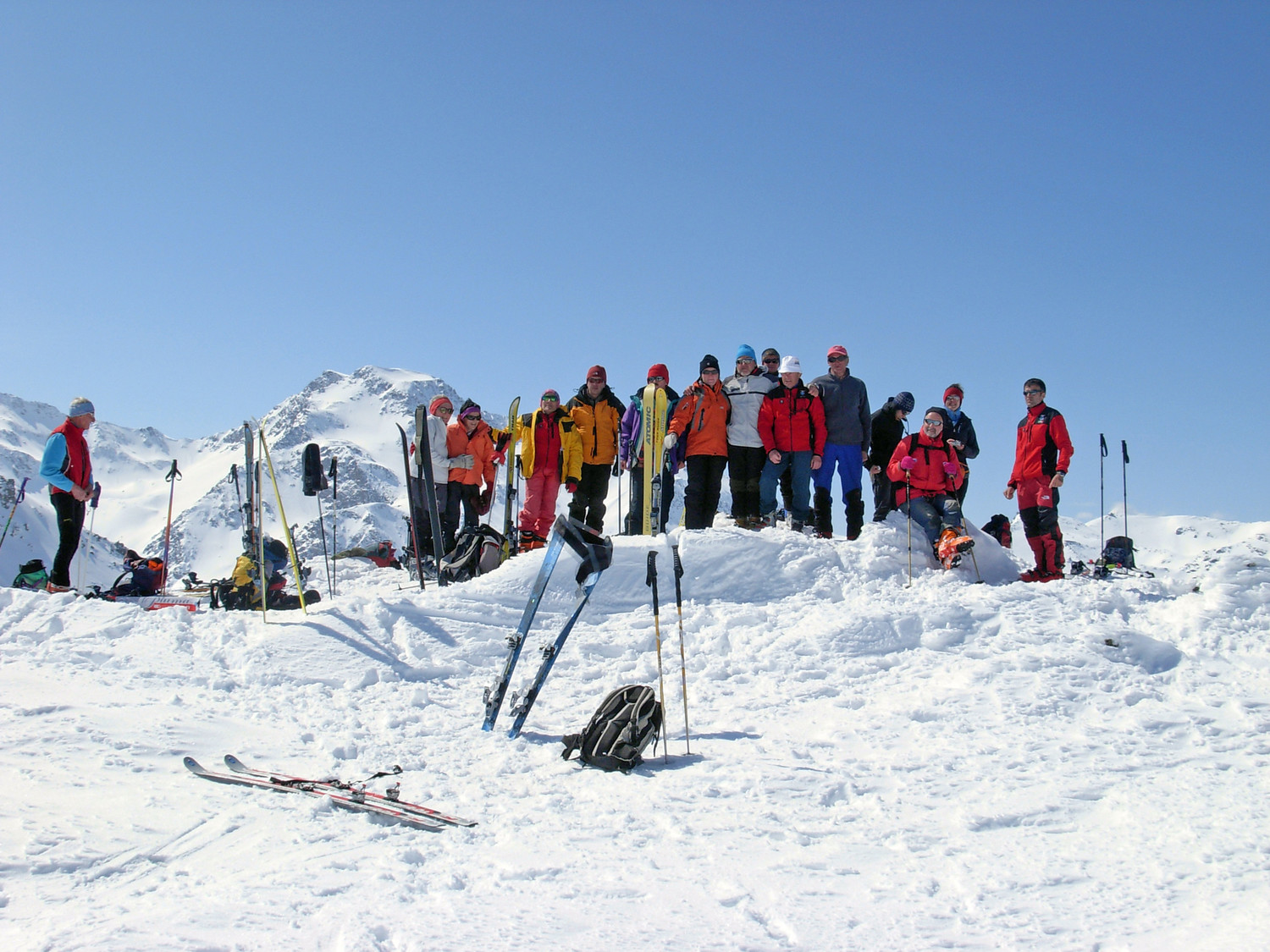 Foto di gruppo in vetta
