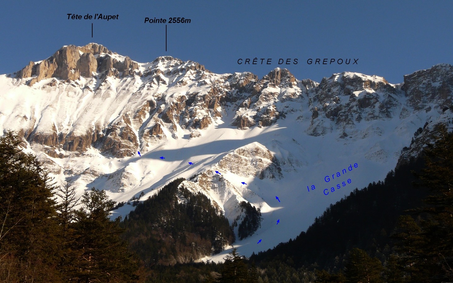 Tête de l'Aupet - Face W - approche par la grande Casse