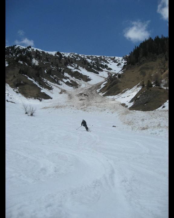 Dans le dernier vallon, peu avant la route du fond de vallée