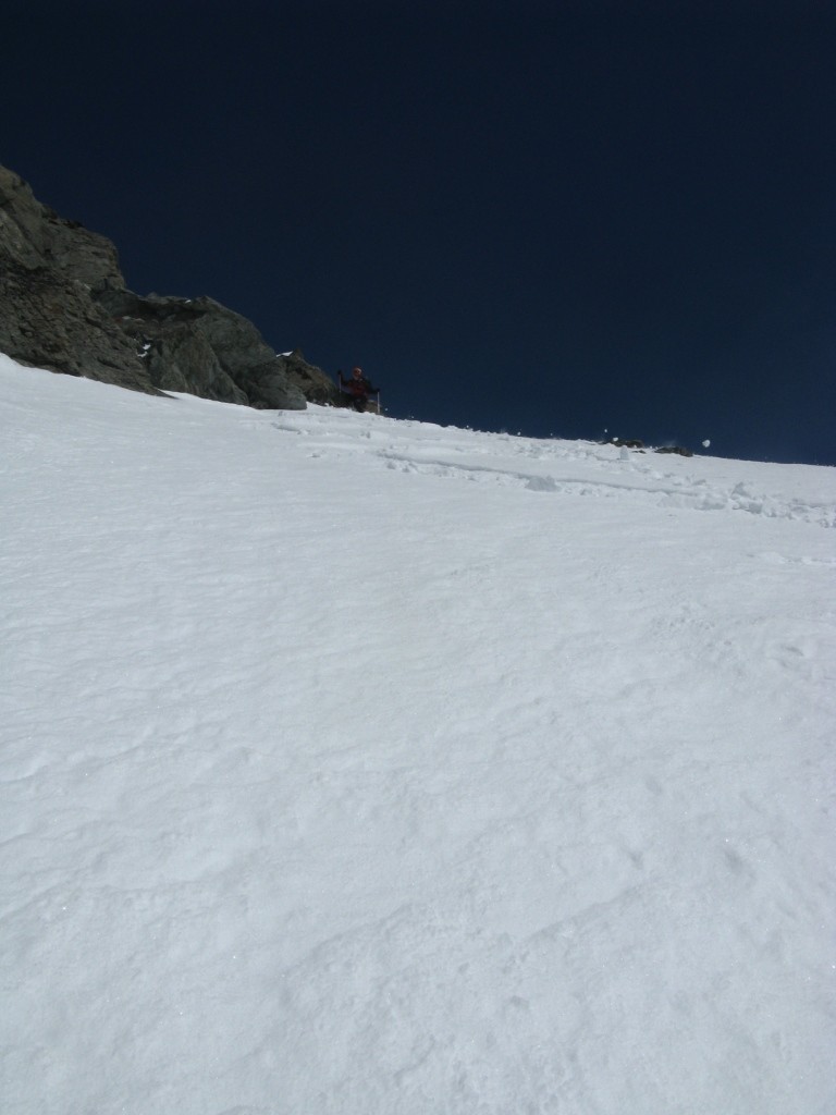 Sur l'arête Est avant l'entrée dans le couloir.JPG