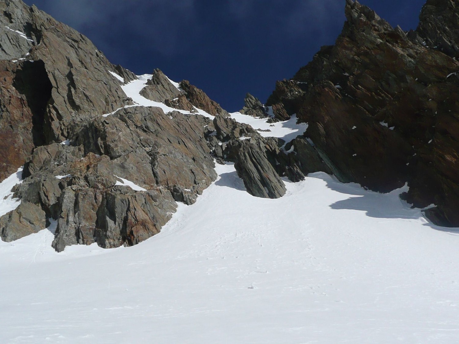 Le petit couloir final à remonter (passage sur rocher)