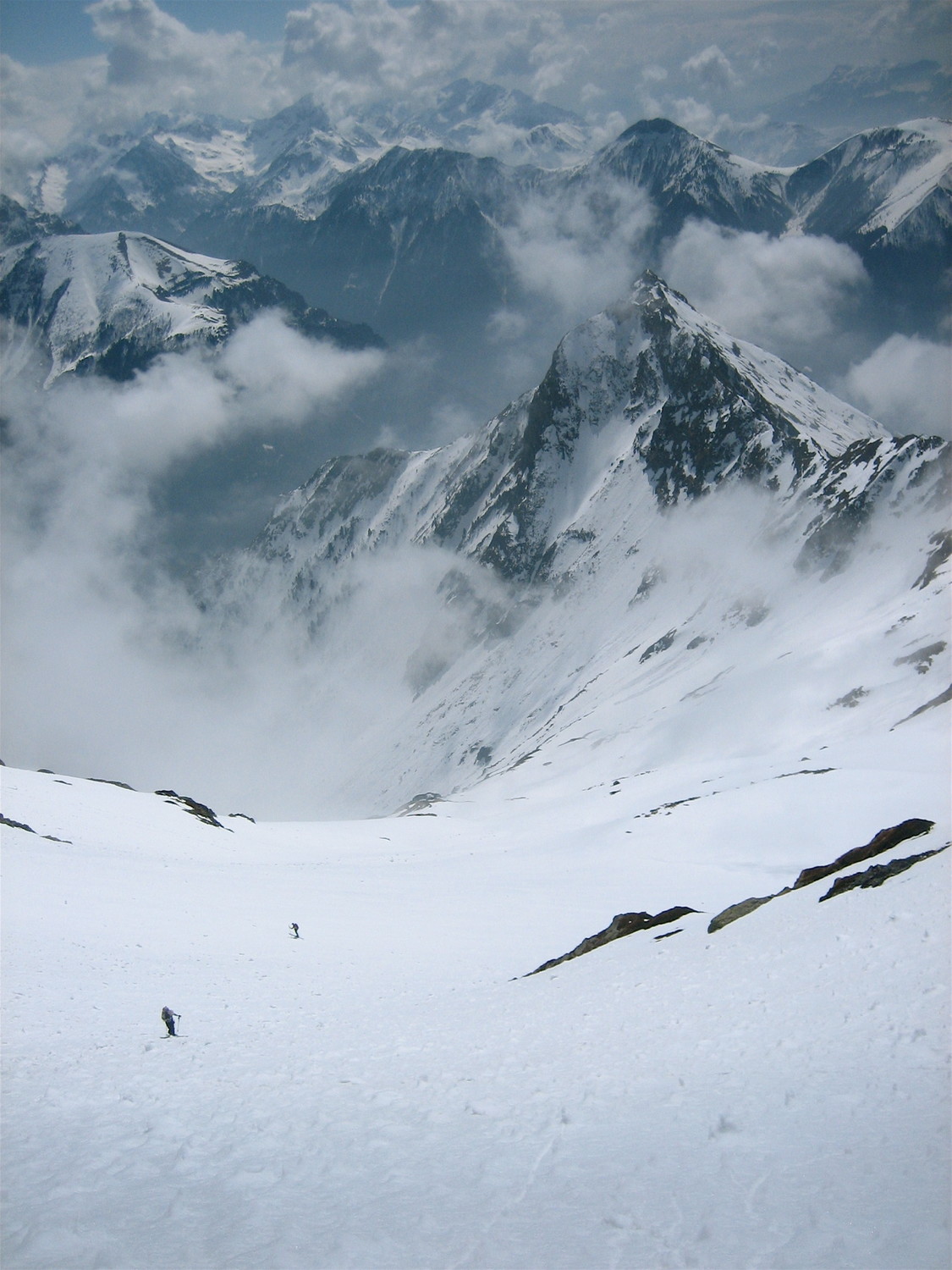 Remontée dans le vallon de l'Infernet