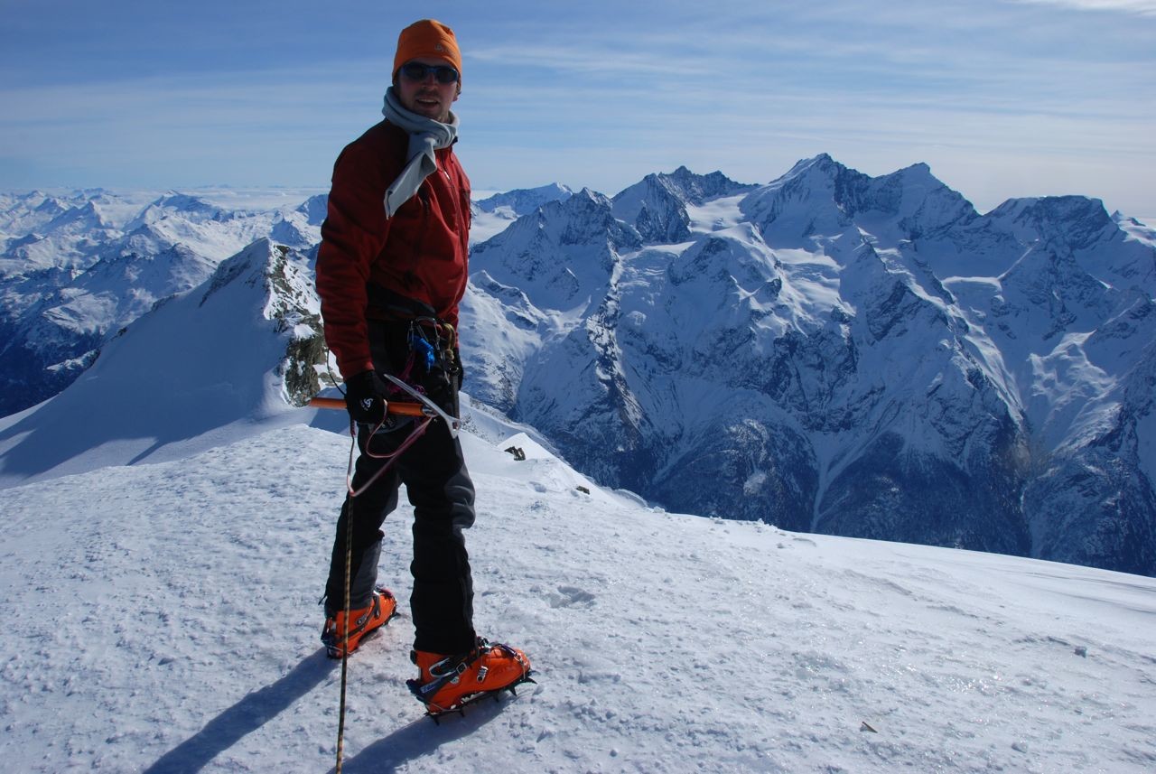 top of the bishorn