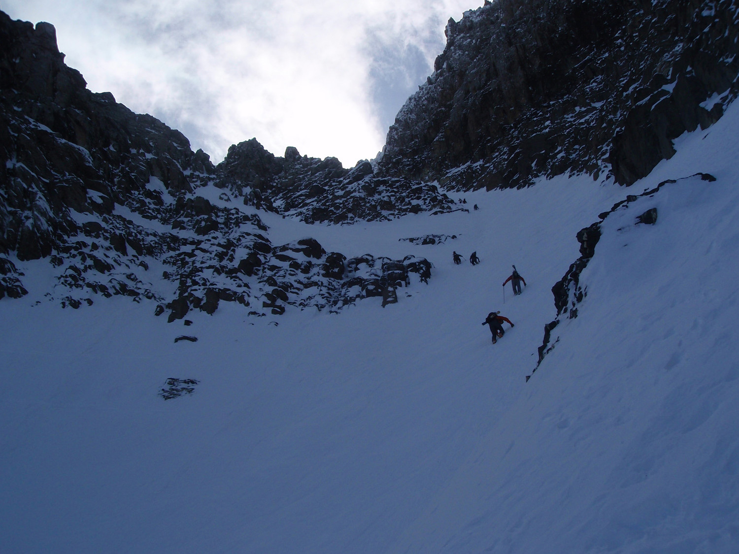 le couloir se divise
