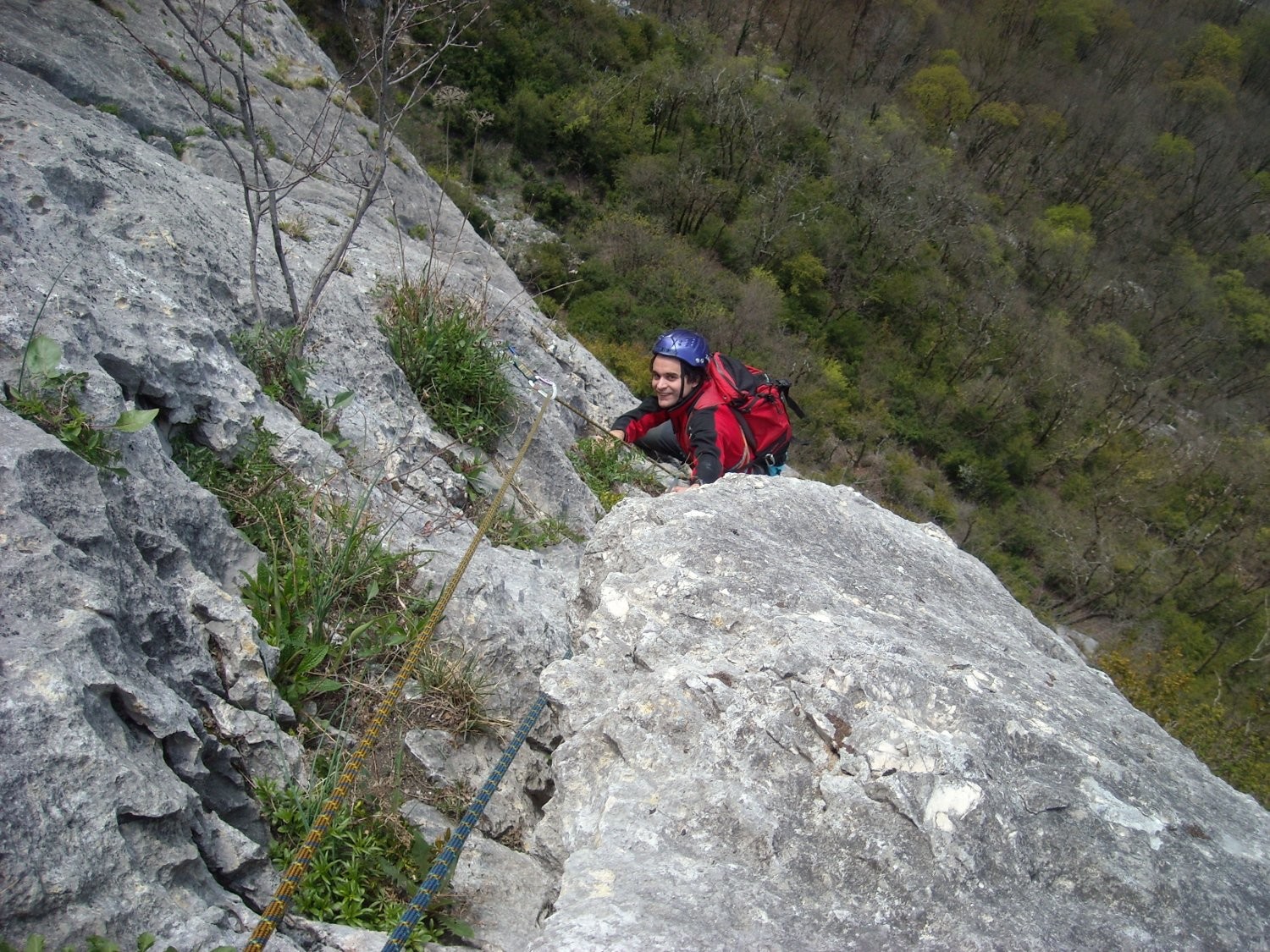 A la sortie de L3, 5+/6a.