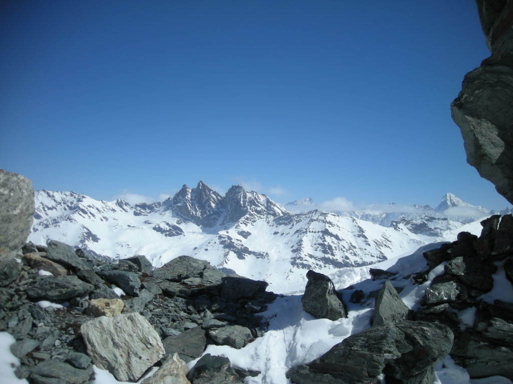 Vue sur les Aiguilles Rouges d'Arolla