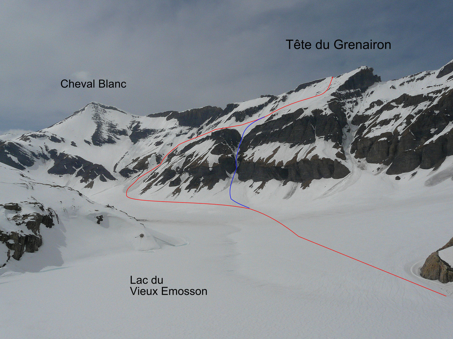 La Tête du Grenairon, en bleu le couloir E de la face