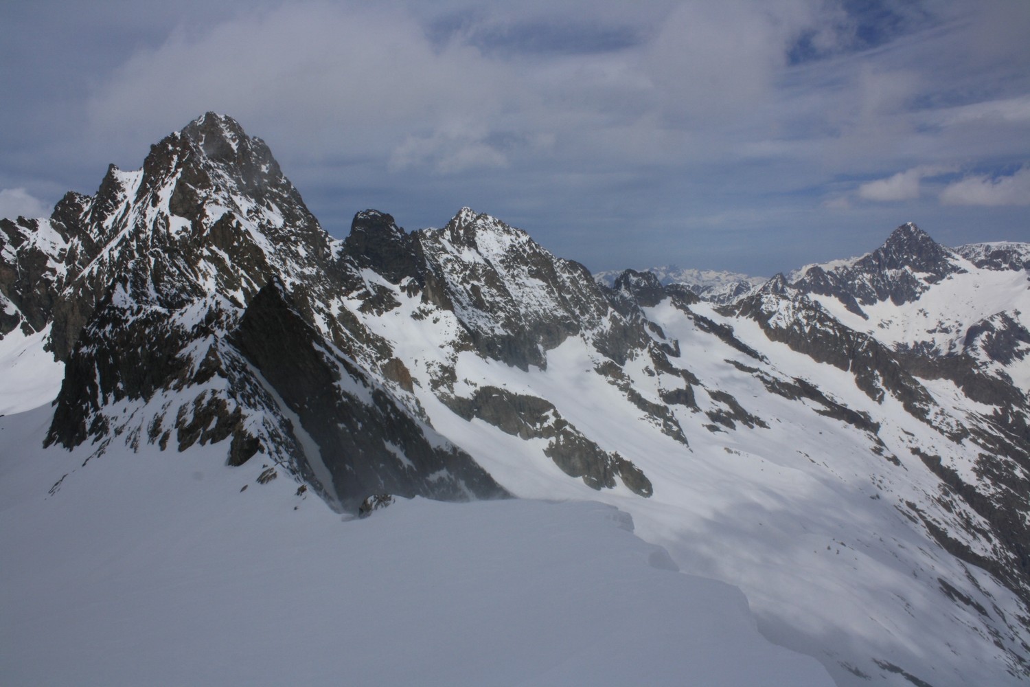 Tête de l'Etret, Tête des Fétoules et Aiguille du Plat de la Selle