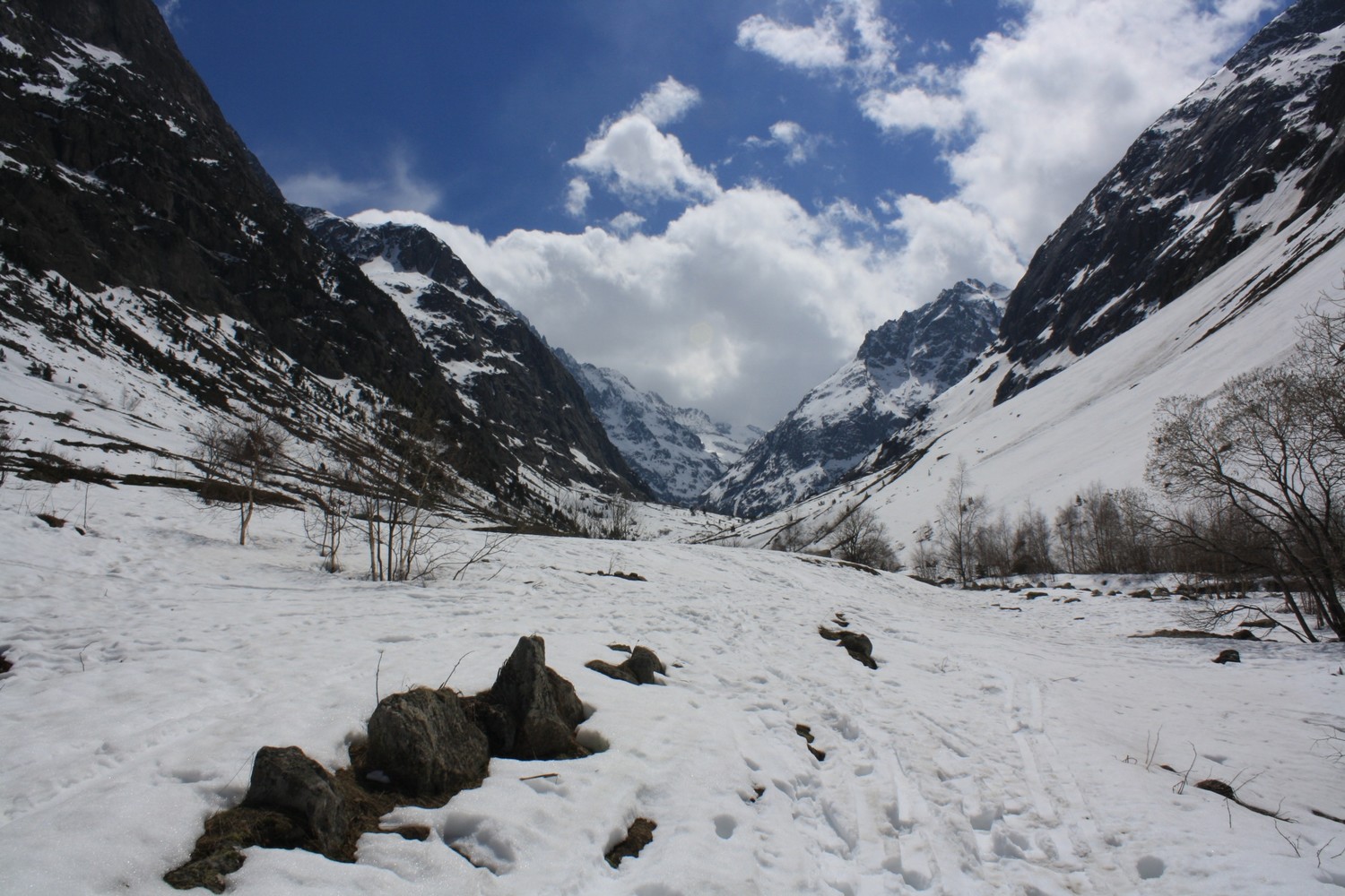 Encore de la neige jusqu'à La Bérarde