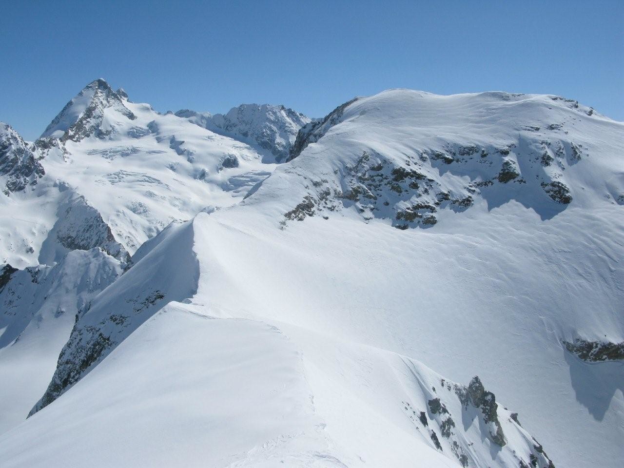 Le sommet du Mont Brulé sous la Pointe Kurtz