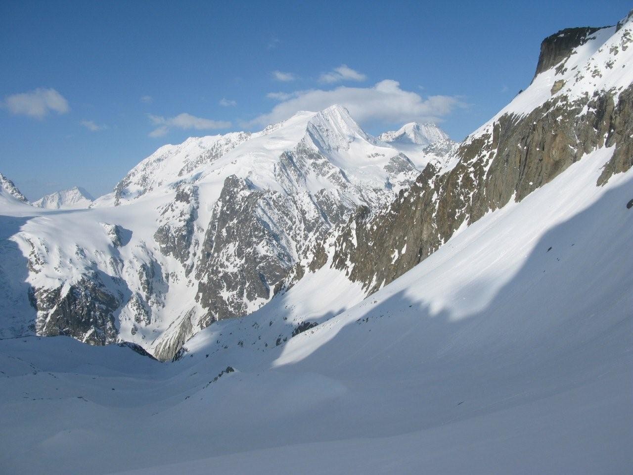 Le Pigne depuis le glacier de Bertol
