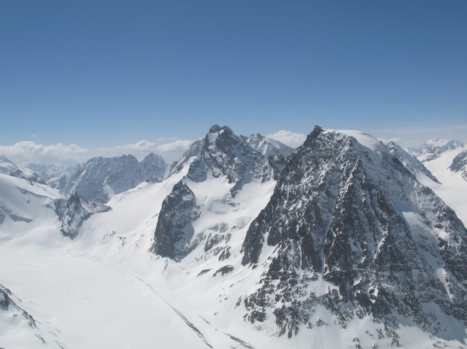 vue du sommet, l'évêque et le collon
