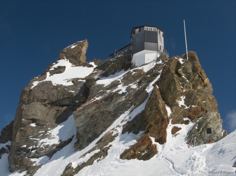 Le nid d'aigle de la cabane Bertol