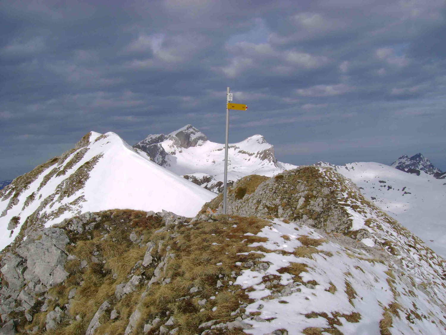 Chambairy: le sommet (avec vue sur les Cornettes de Bise)