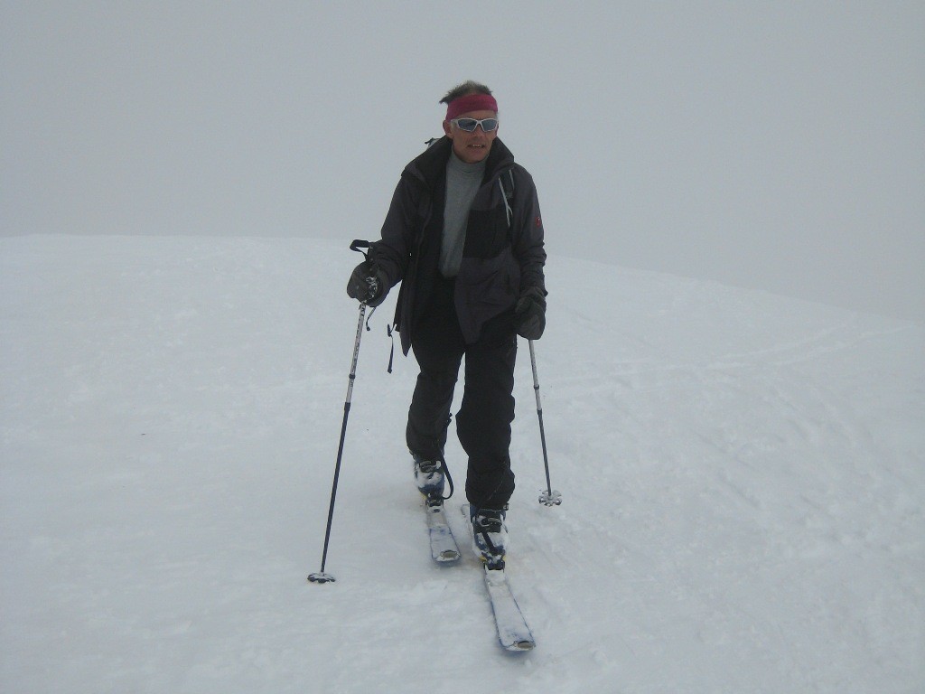 Georgy arrive au sommet du Wildstrubel