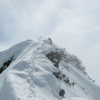 Salendo al Bristen.Ultimo tratto di cresta verso la cima.