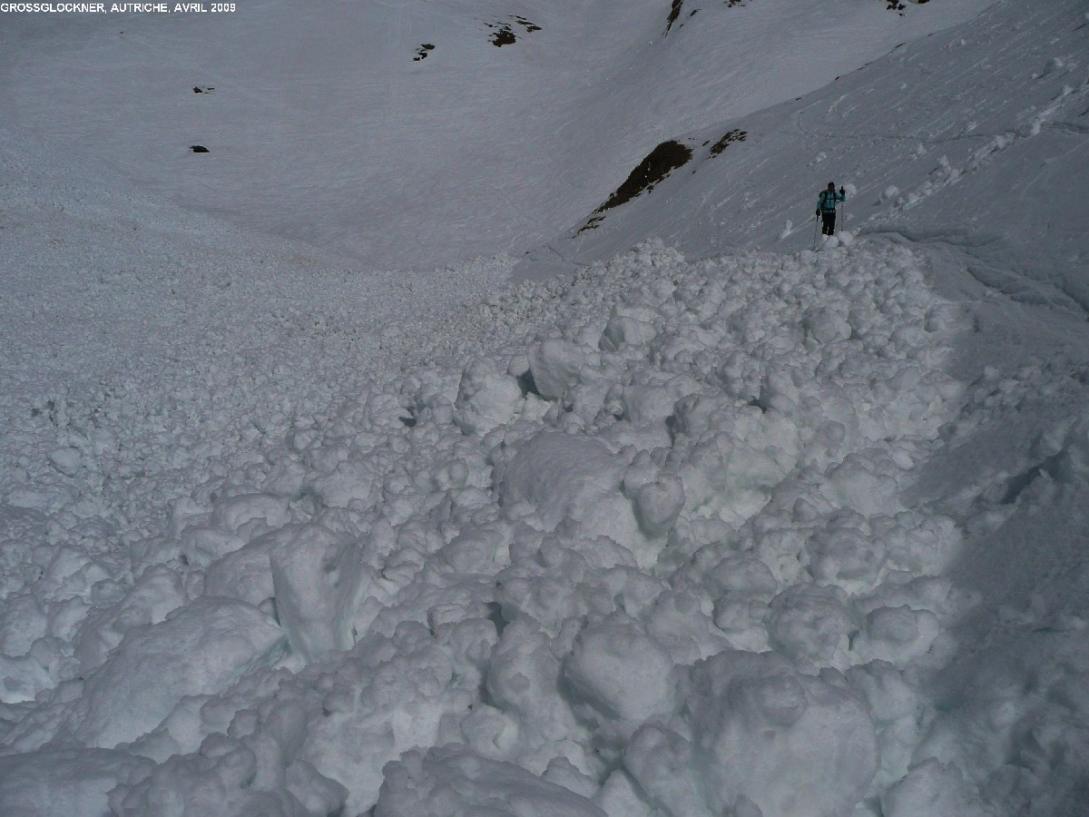Coulée de fond dans la montée à la Stüdlhütte
