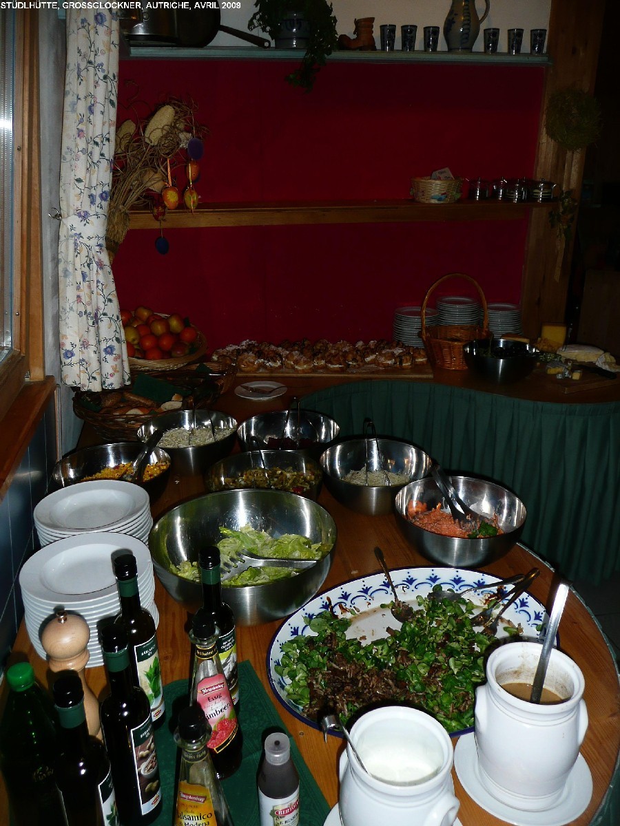 Grossglockner : buffet du soir à la Stüdlhütte