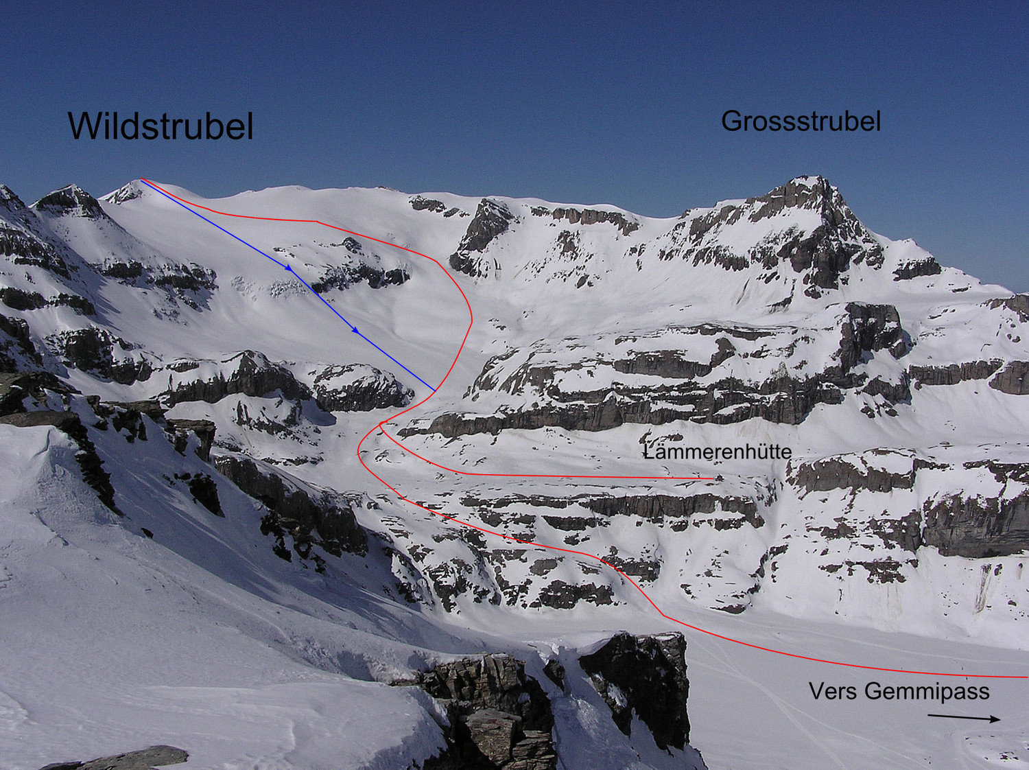 Wildstrubel depuis Gemmipass ou Lämmerenhütte (en bleu variante descente)