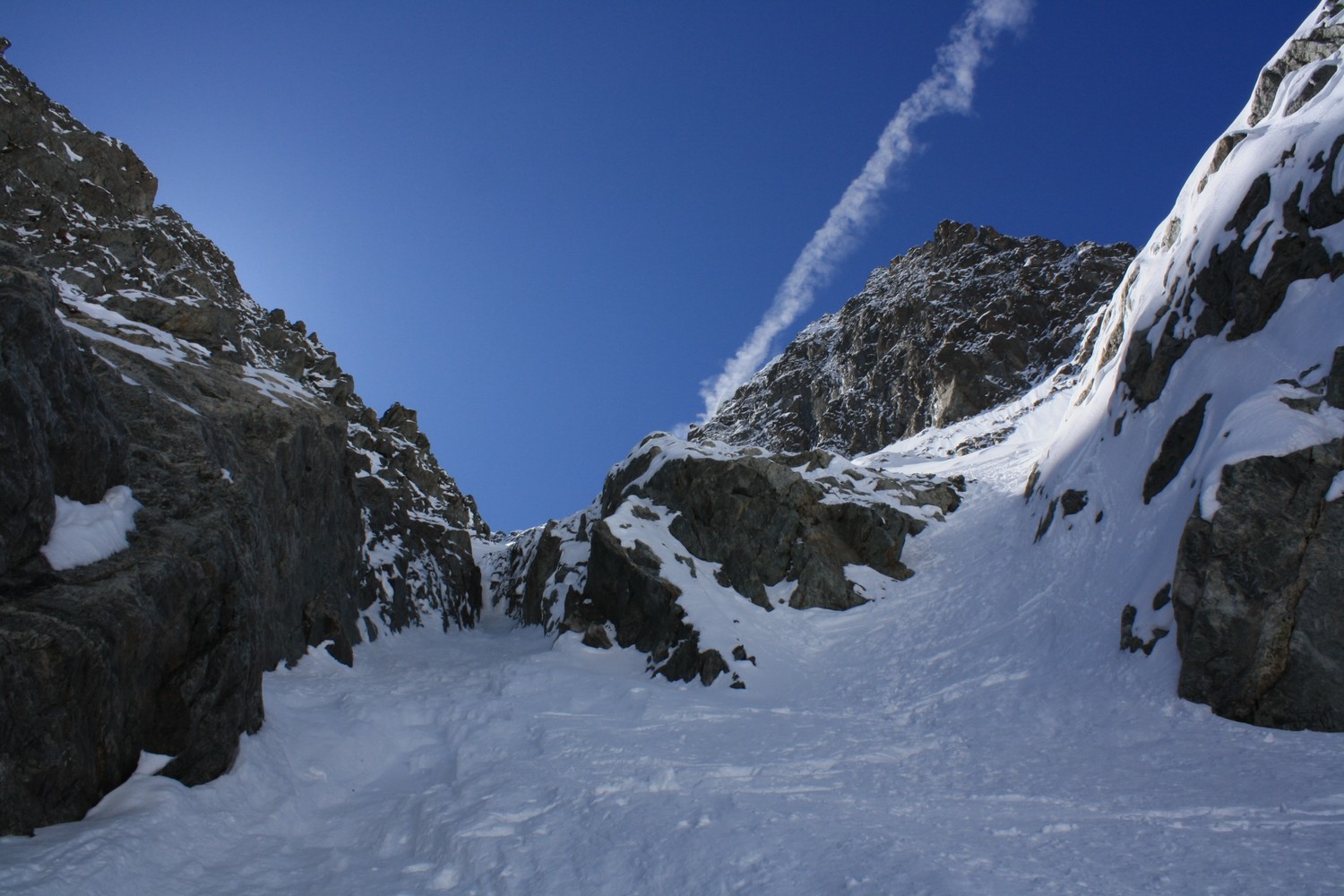 La base du Couloir Occidental: la goulotte de gauche