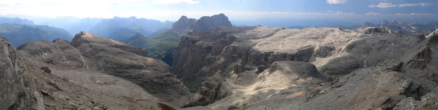 Vue panoramique ouest du groupe Sella