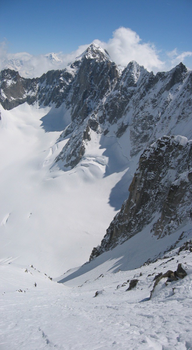 Vers la sortie du col des Cristaux