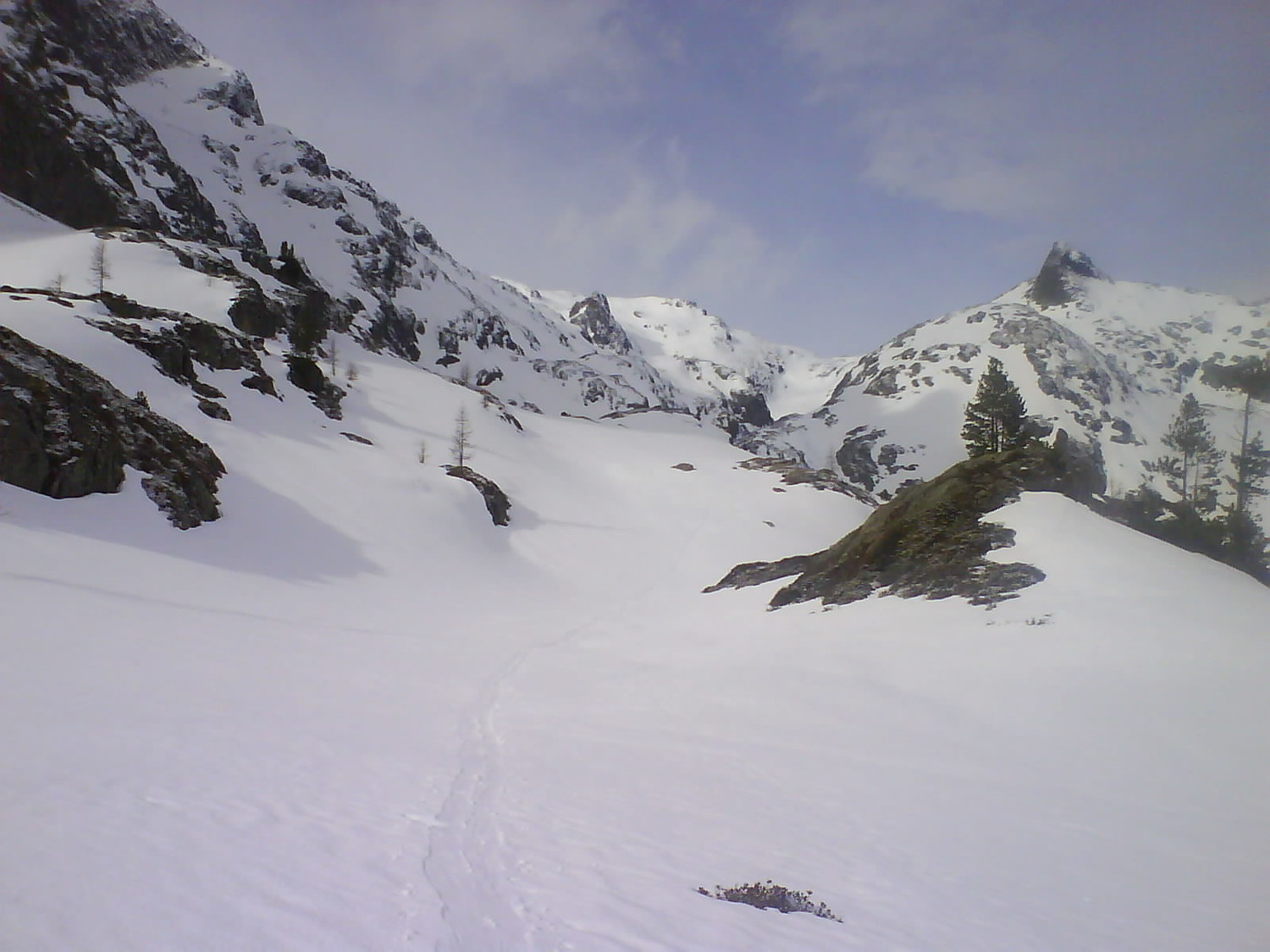 Départ à ski avec du ciel bleu !